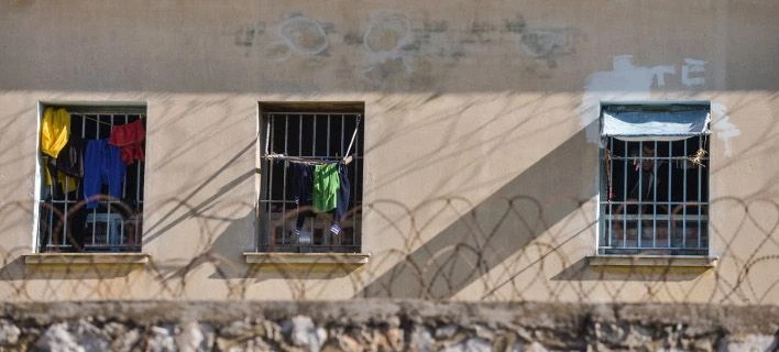 Κρατηθείτε: Πάνω από 12.000 κρατούμενοι έχουν αποφυλακιστεί με τον νόμο Παρασκευόπουλου – Ανάμεσά τους εκατοντάδες βαρυποινίτες!